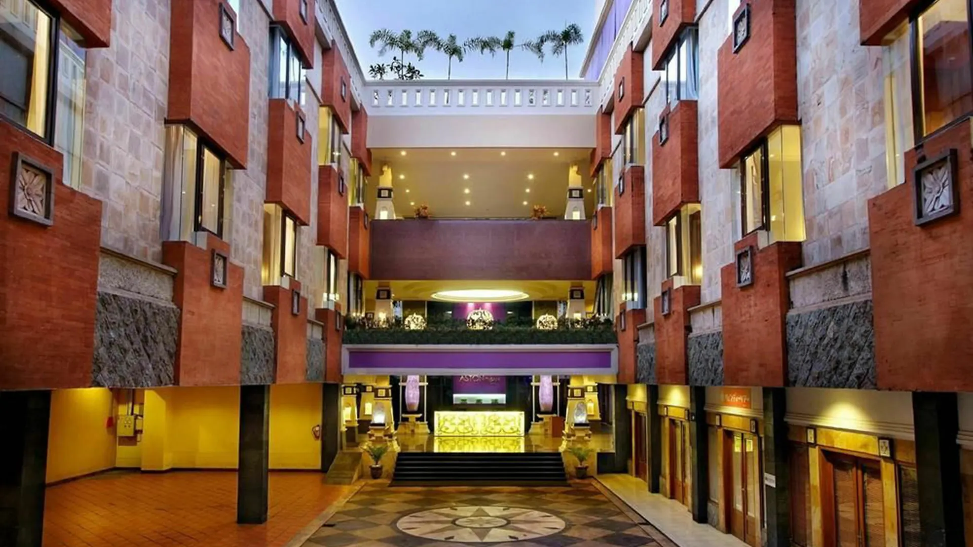 Famous Hotel Kuta Formerly Permata Kuta Hotel