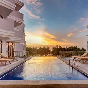 4* Hotel Wyndham Garden Kuta Bali